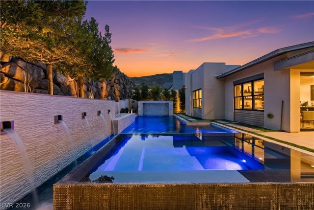 2211 Overlook Canyon Lane, Henderson, NV 89052