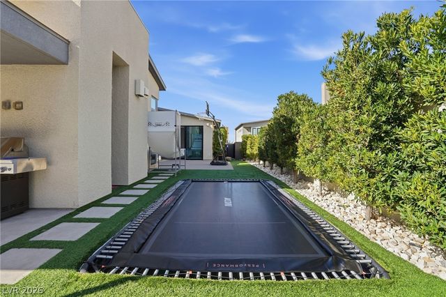 2211 Overlook Canyon Lane, Henderson, NV 89052