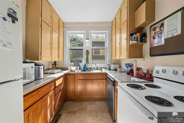 1638 Osage Street, Manhattan, KS 66502