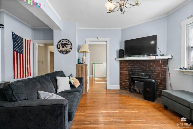 1638 Osage Street, Manhattan, KS 66502