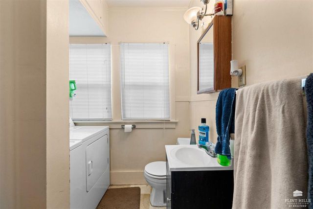 1638 Osage Street, Manhattan, KS 66502