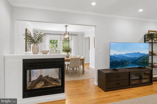 6126 REDWOOD LN, Alexandria, VA 22310