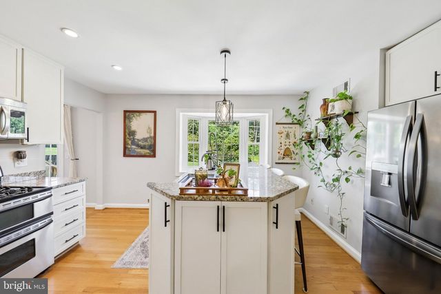 6126 REDWOOD LN, Alexandria, VA 22310