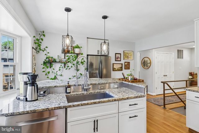 6126 REDWOOD LN, Alexandria, VA 22310