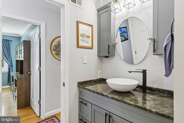 6126 REDWOOD LN, Alexandria, VA 22310