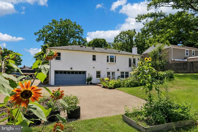 6126 REDWOOD LN, Alexandria, VA 22310