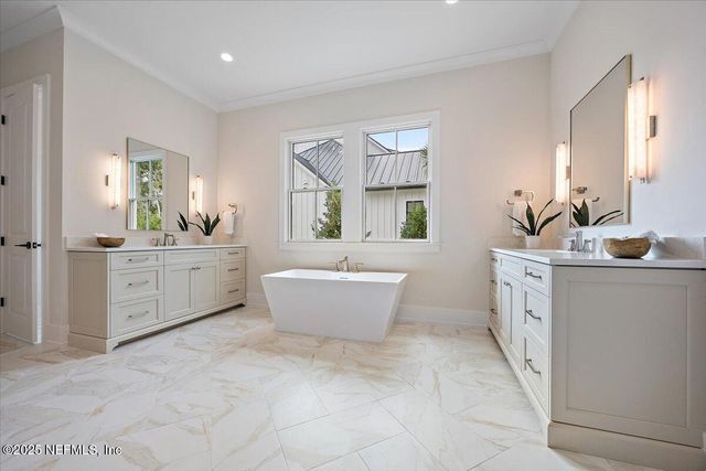 130 WHISTLING PALM Court, Ponte Vedra, FL 32081