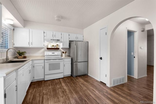 4660 N Carefree Circle, Colorado Springs, CO 80917