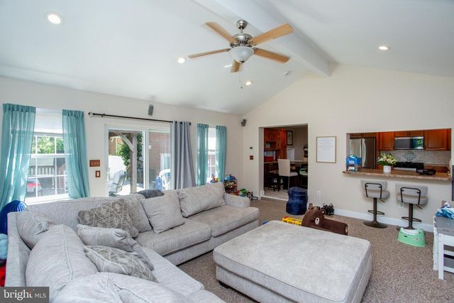 277 EDWARDS DR, King Of Prussia, PA 19406
