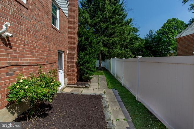277 EDWARDS DR, King Of Prussia, PA 19406