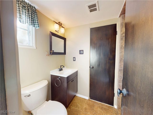 559 Sycamore Drive, Euclid, OH 44132