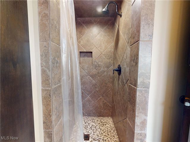 559 Sycamore Drive, Euclid, OH 44132