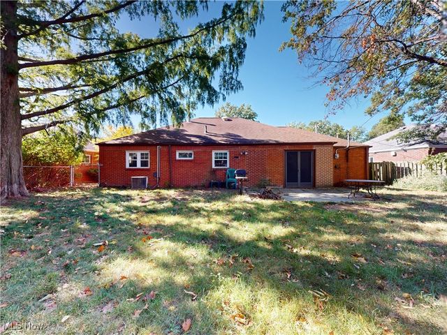 559 Sycamore Drive, Euclid, OH 44132