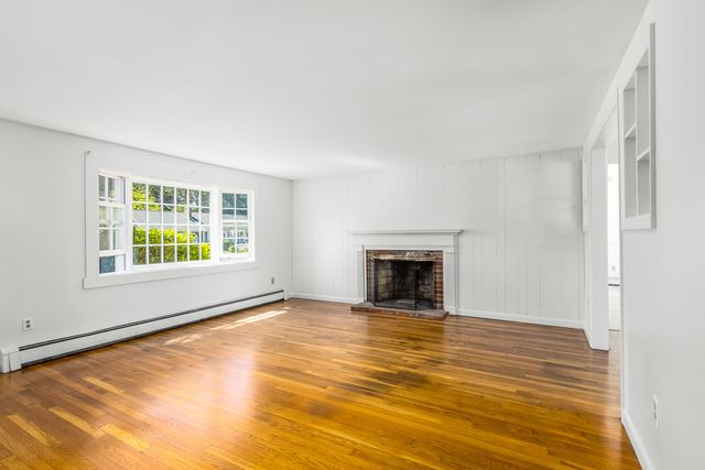 12 Lockwood Drive, South Dennis, MA 02660