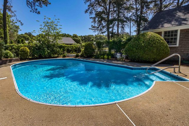 12 Lockwood Drive, South Dennis, MA 02660