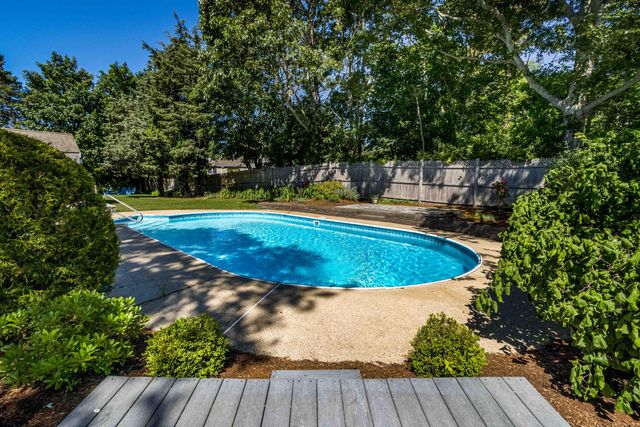 12 Lockwood Drive, South Dennis, MA 02660