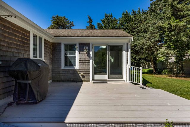 12 Lockwood Drive, South Dennis, MA 02660