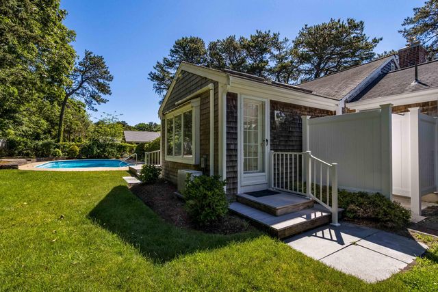 12 Lockwood Drive, South Dennis, MA 02660