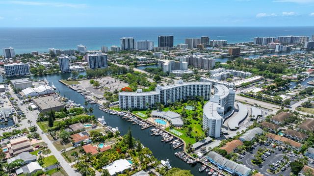 2731 NE 14th Street Causeway 702, Pompano Beach, FL 33062