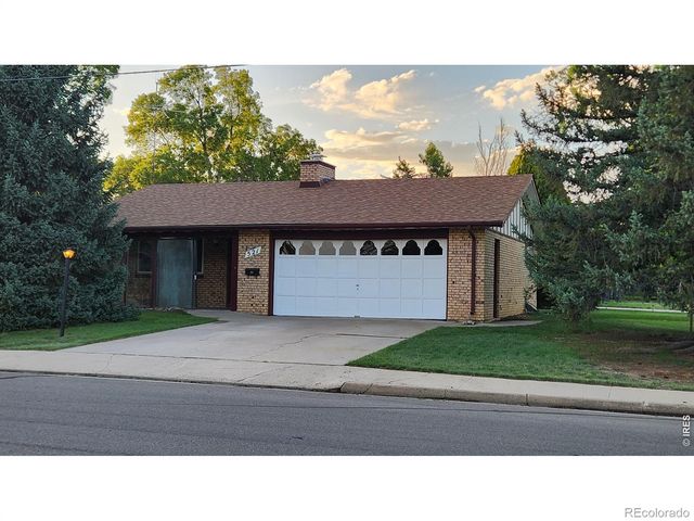 521 W 33rd Street, Loveland, CO 80538
