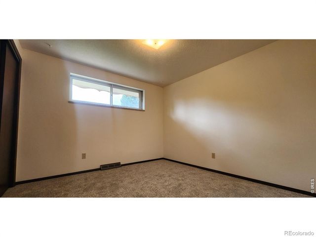 521 W 33rd Street, Loveland, CO 80538