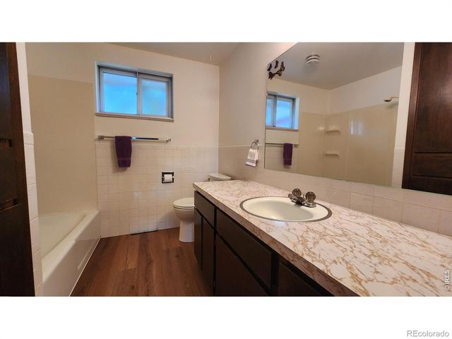 521 W 33rd Street, Loveland, CO 80538