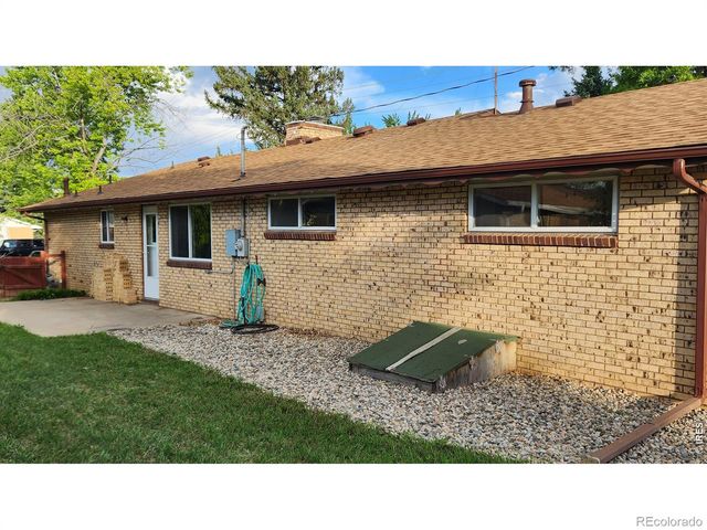 521 W 33rd Street, Loveland, CO 80538