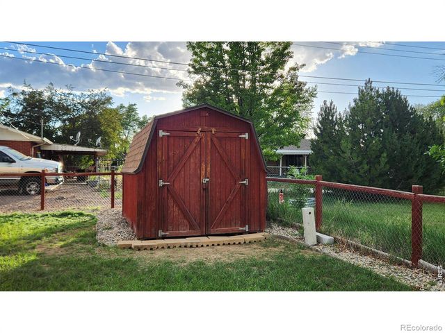 521 W 33rd Street, Loveland, CO 80538