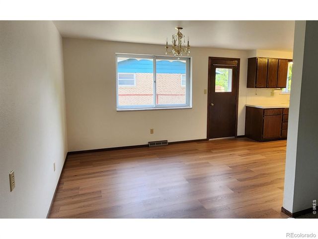 521 W 33rd Street, Loveland, CO 80538
