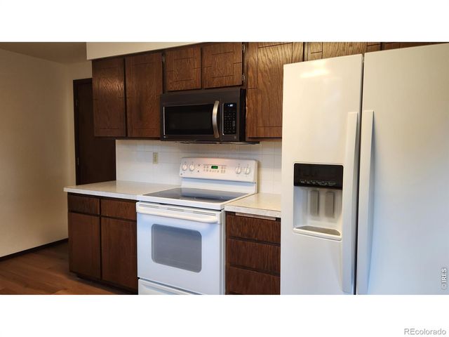 521 W 33rd Street, Loveland, CO 80538