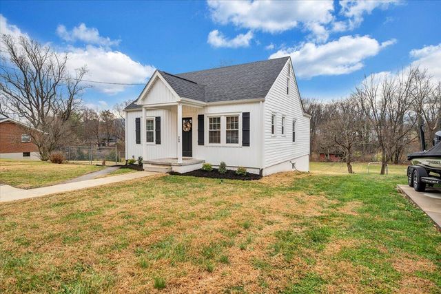 264 Bonavista RD, Salem, VA 24153