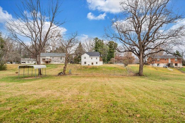 264 Bonavista RD, Salem, VA 24153