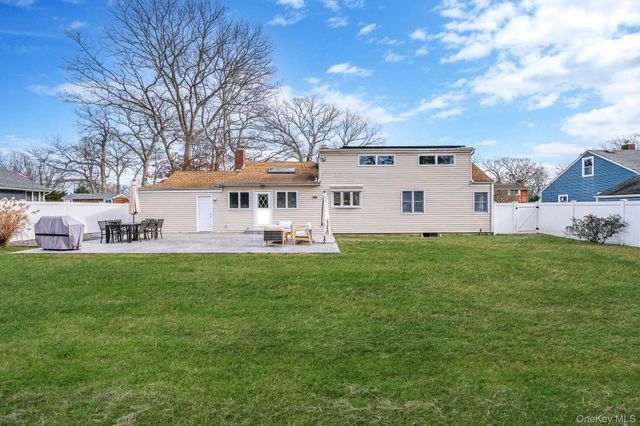 114 Monroe Avenue, Patchogue, NY 11772