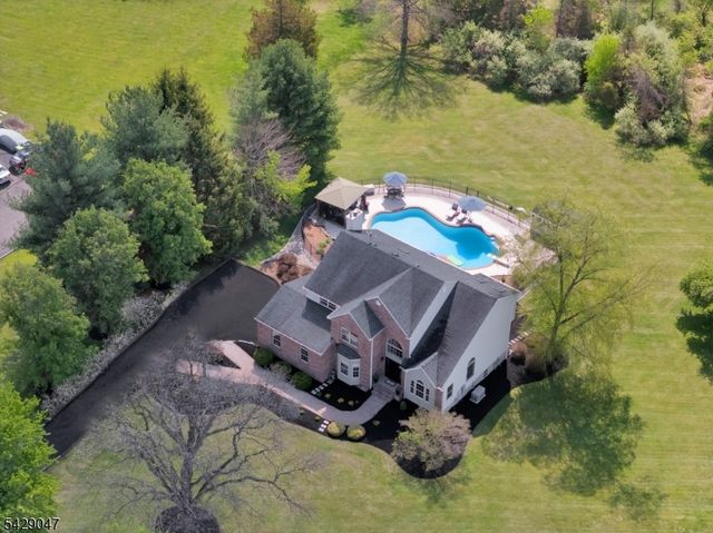 26 Lehigh Rd, Branchburg Twp., NJ 08853