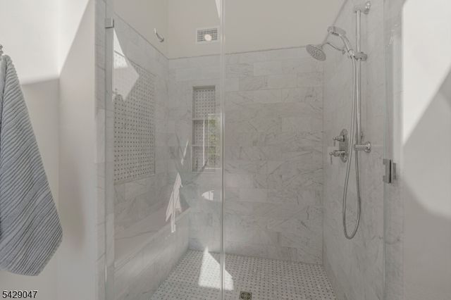 26 Lehigh Rd, Branchburg Twp., NJ 08853