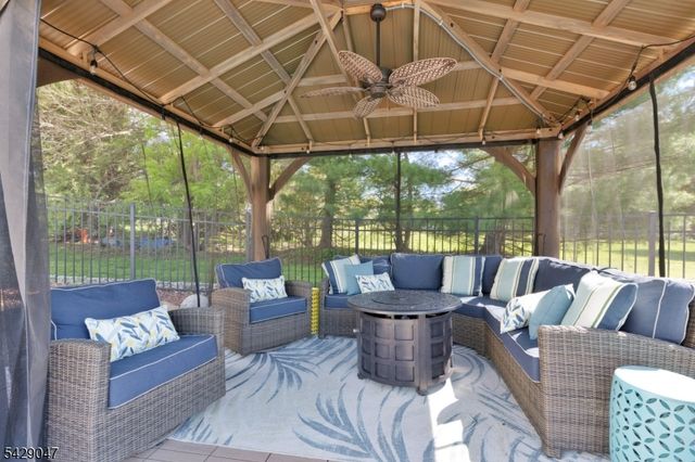 26 Lehigh Rd, Branchburg Twp., NJ 08853