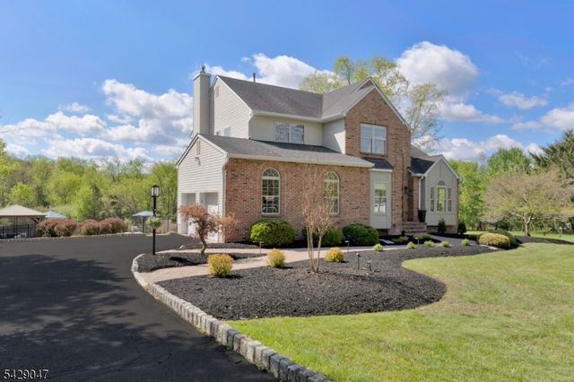 26 Lehigh Rd, Branchburg Twp., NJ 08853