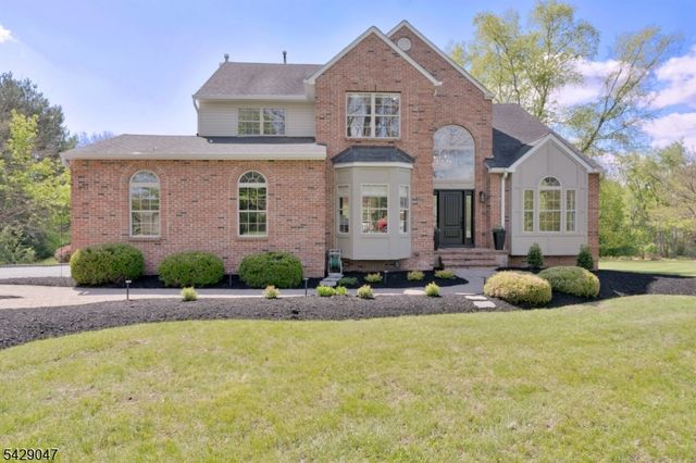 26 Lehigh Rd, Branchburg Twp., NJ 08853