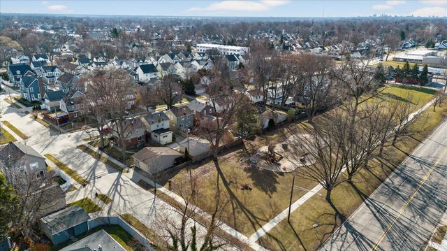 219 N Edison Avenue, Royal Oak, MI 48067