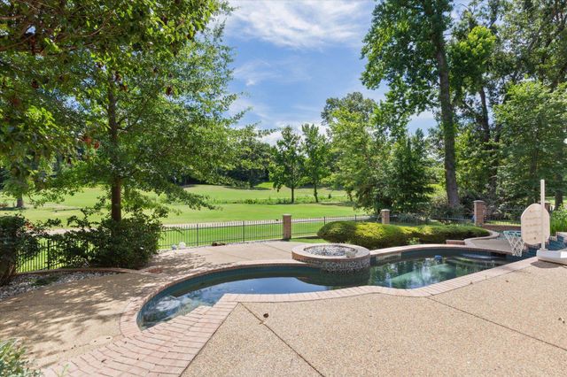 3722 Ben Hogan, Longview, TX 75605