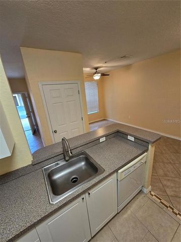826 GRAND REGENCY POINT 101, Altamonte Springs, FL 32714