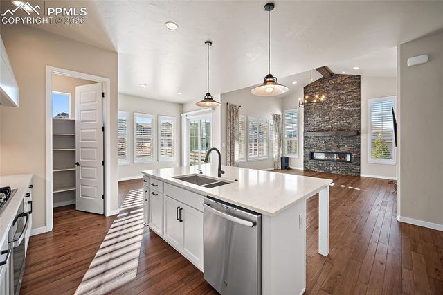 12598 Pensador Drive, Colorado Springs, CO 80921