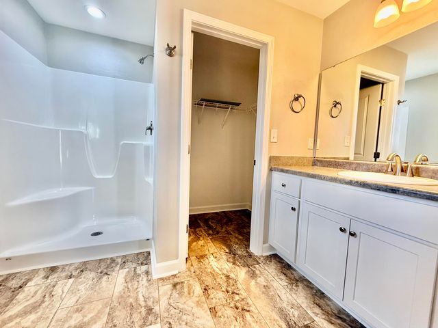 4446 Stonewall RD, Roanoke, VA 24017