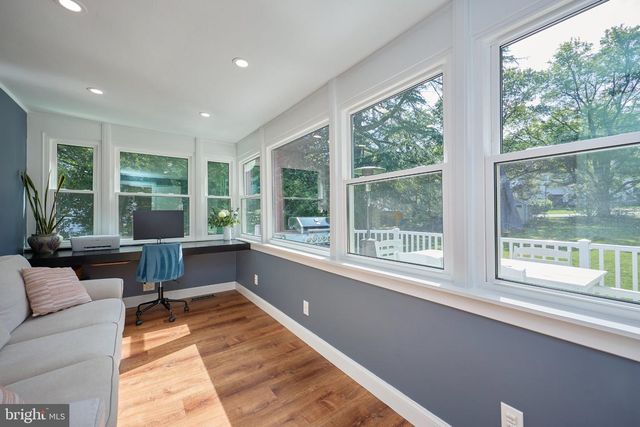 10123 DWIGHT AVE, Fairfax, VA 22032