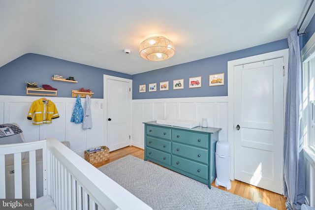 10123 DWIGHT AVE, Fairfax, VA 22032