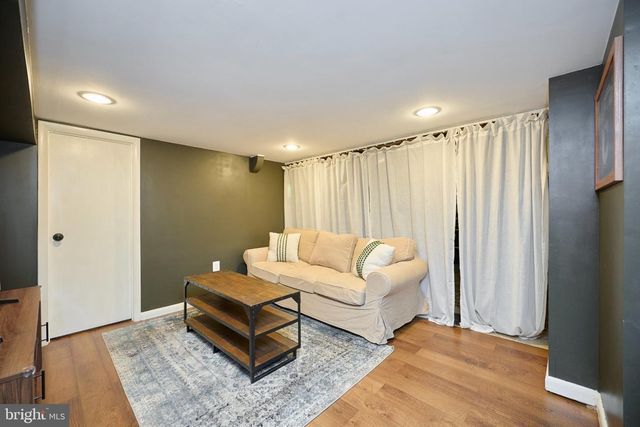 10123 DWIGHT AVE, Fairfax, VA 22032