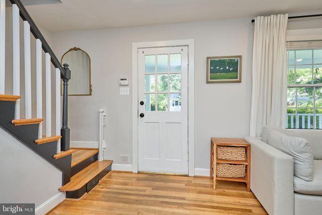 10123 DWIGHT AVE, Fairfax, VA 22032