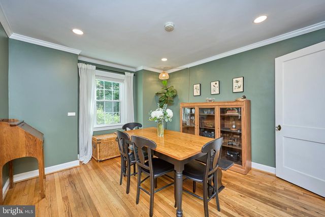 10123 DWIGHT AVE, Fairfax, VA 22032