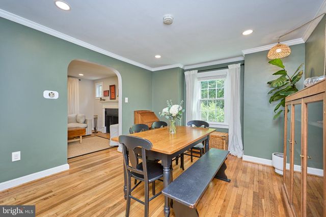 10123 DWIGHT AVE, Fairfax, VA 22032