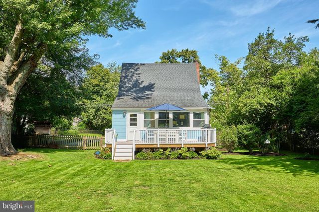 10123 DWIGHT AVE, Fairfax, VA 22032